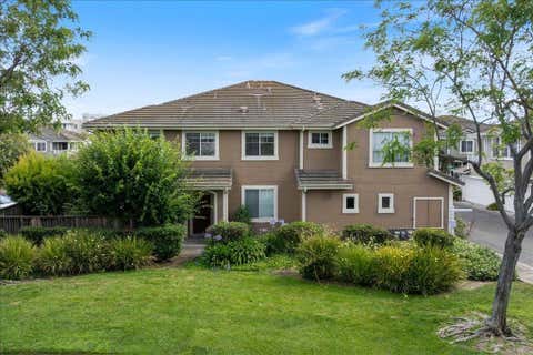 Photo of 288 Diamond Way, Milpitas, CA 95035 (MLS # ML82049754)