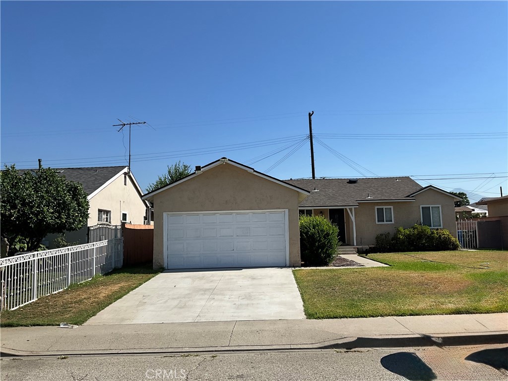 For Lease: Spacious 3-Bedroom, 2-Bath Home with Yard & Garage in Pomona, CA
Welcome to your new home in Pomona, CA! This charming rental property boasts a prime location with easy access to a variety of dining options and essential amenities. Enjoy the convenience of living just minutes from Pomona Valley Hospital Medical Center, as well as nearby parks like John F. Kennedy Park and Veterans Park, perfect for leisurely strolls and outdoor activities.
Property Features:
Bedrooms: 3 spacious bedrooms
Bathrooms: 2 full bathrooms
Living Space: Open-concept layout connecting the kitchen, dining area, and family room—ideal for entertaining or cozy nights in.
Outdoor Space: Relaxing yard, perfect for unwinding after a long day.
Parking: Two-car garage and additional driveway space for extra parking.
While utilities such as gas, electricity, and water are not included, you'll have the flexibility to choose your own service providers.
If you’re seeking a comfortable and inviting place in a vibrant community, this rental offers an excellent opportunity. Don’t miss out on making this lovely property your home!
For more information or to schedule a viewing, please reach out today. We can’t wait to help you find your perfect fit in Pomona!