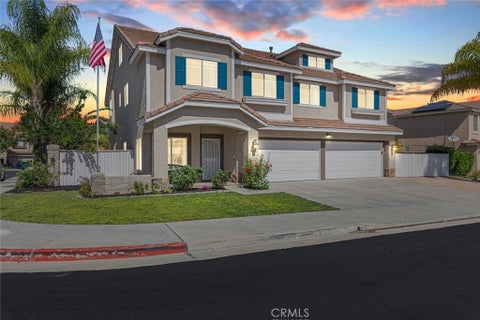 Photo of 26369 Palisades DR, Murrieta, CA 92563 (MLS # SW26118847)