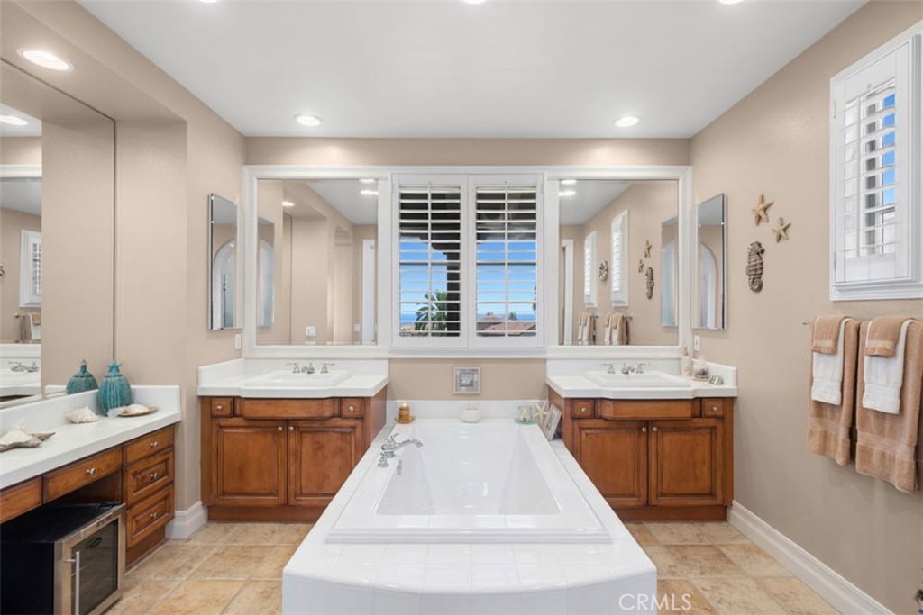64 Sidney Bay, Newport Coast CA 92657 - Photo 29