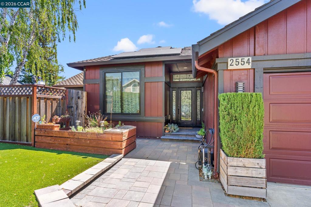 2554 Holly View Ct