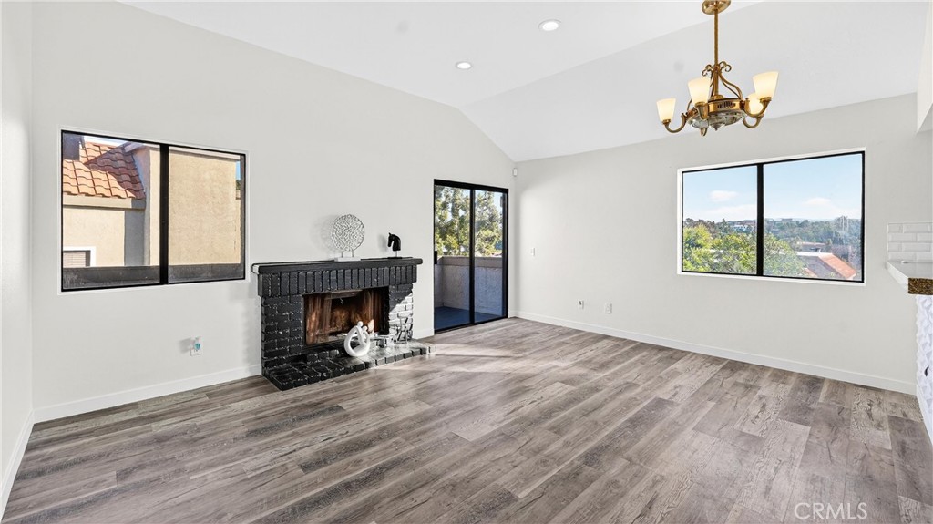 Villa Mira (VM) - Residential