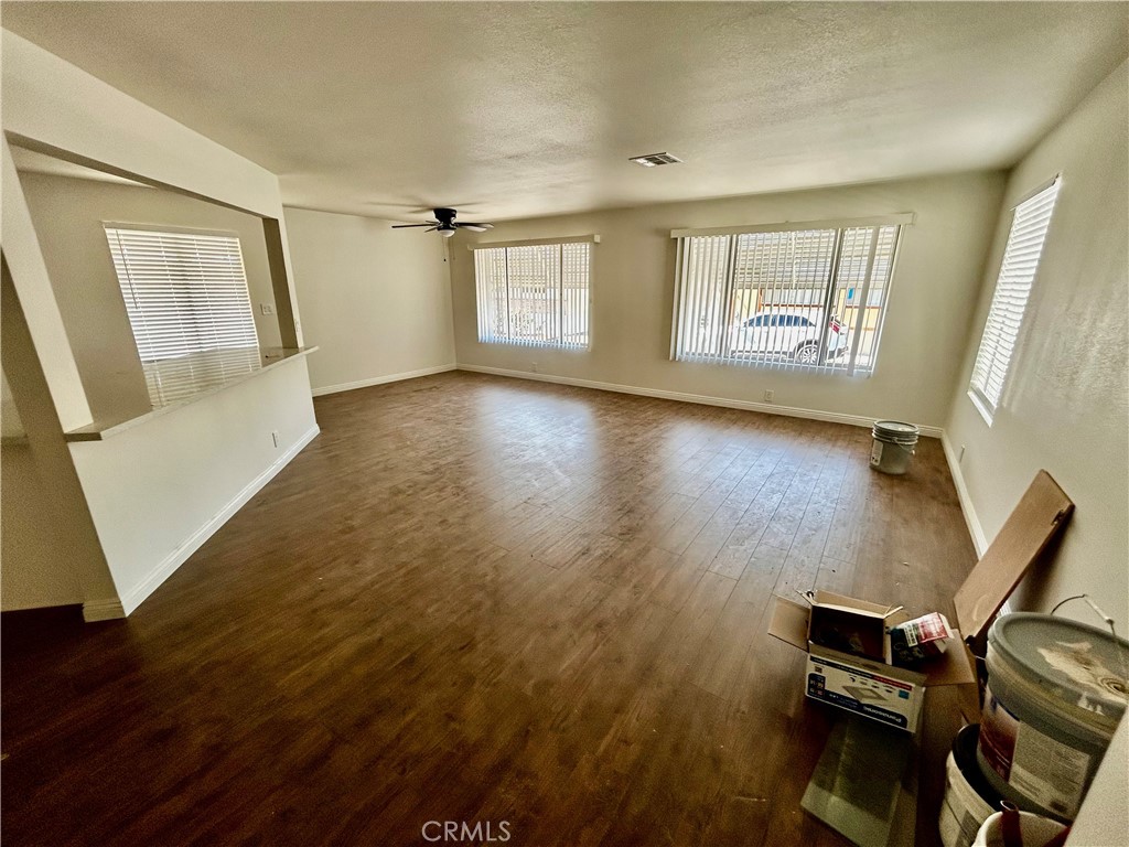 725 W Thornton Ave 105