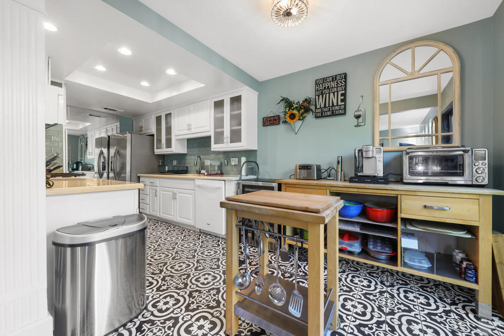 326 W Santa Elena Road