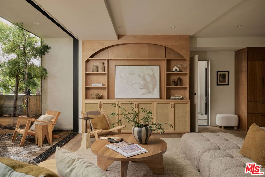 Photo of 3214 Highland Avenue #2, Santa Monica, CA 90405 (MLS # 26648255)