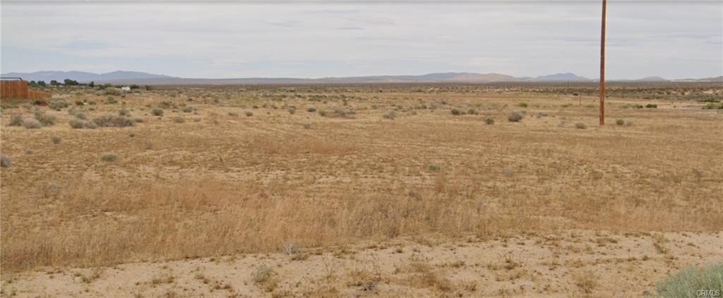 Great Lot!! This lot is located on a paved road with utilities nearby and buildings already established. This is an amazing oversized pie-shaped level lot zoned for multi-dwelling units located just off California City Blvd and South College Blvd on the quiet street of Hanover. It offers easy an commute to the mine and the base with quick access to Highway 58. Moreover, it is close to the golf course, dog park, baseball field, and shopping! This lot is located next to other homes, providing ease of access to utilities, and has a lot of potential. This is a great opportunity that you shouldn't miss!