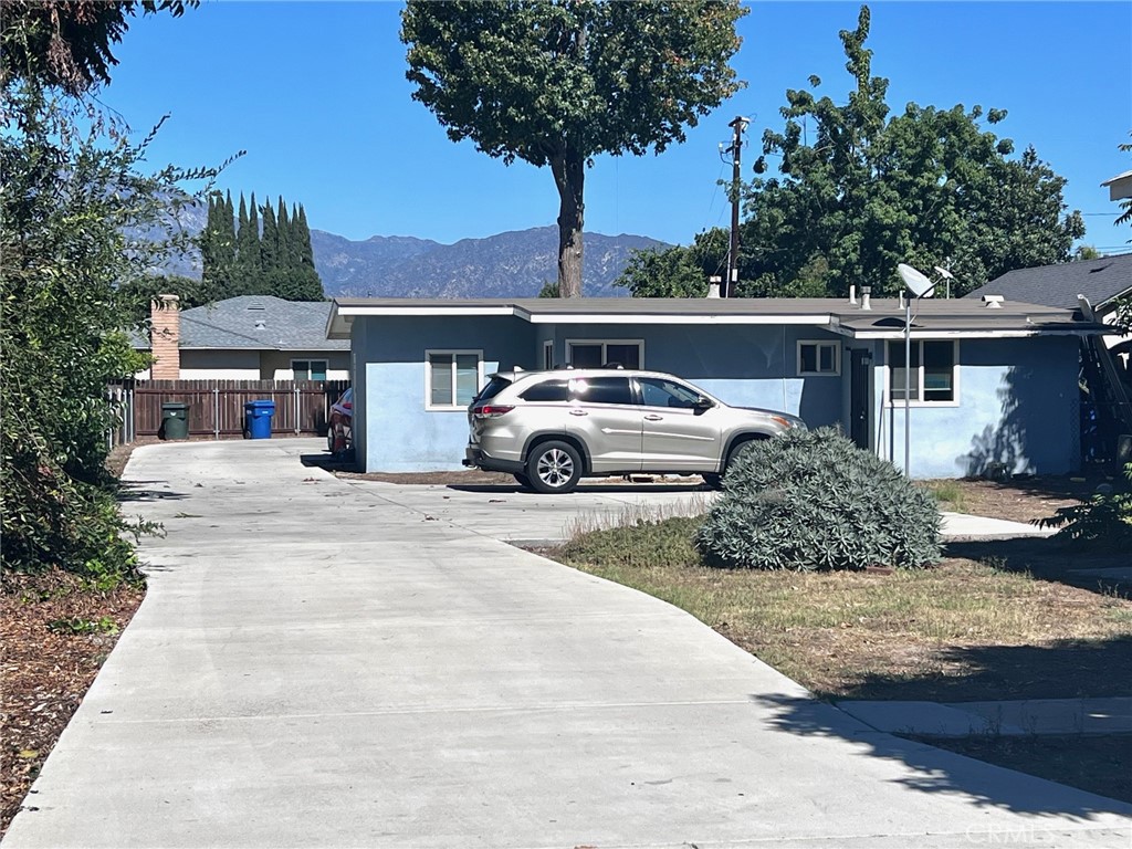 11530 Hallwood