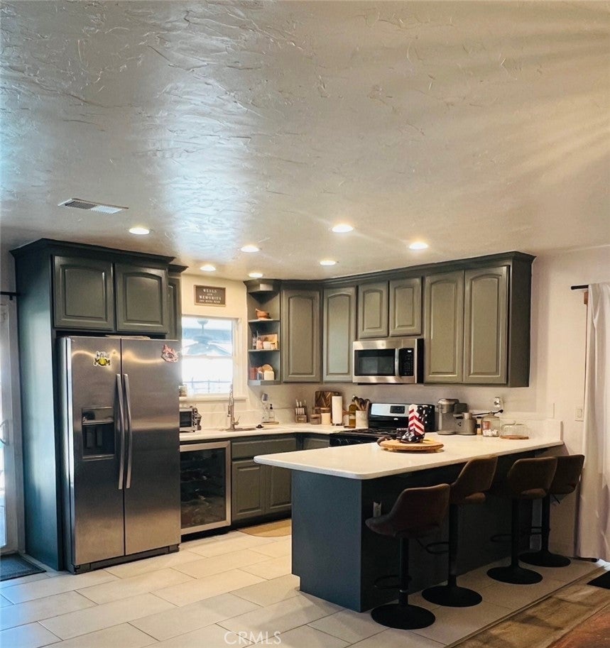 133 S Woodlake