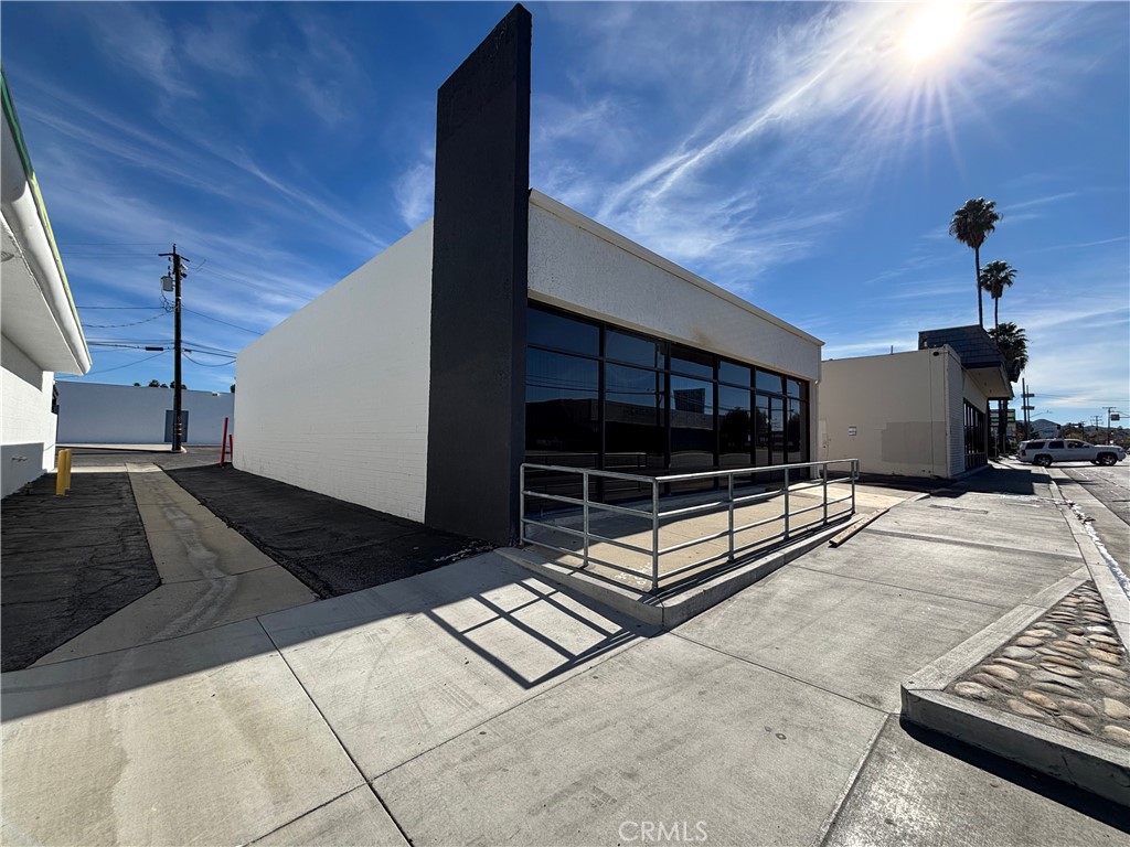 162 N San Jacinto St