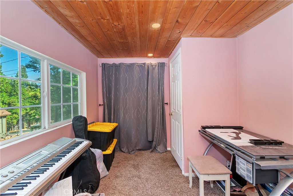 Crestline (CRES) - Residential