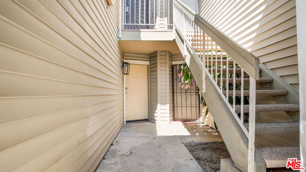 75 Carriage Way