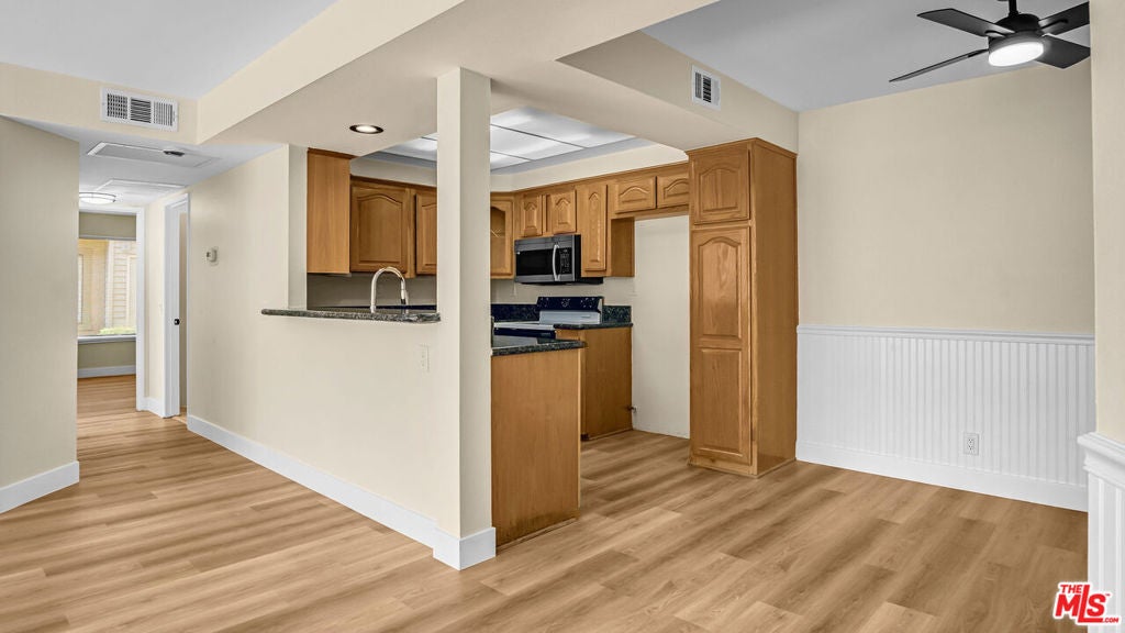 75 Carriage Way