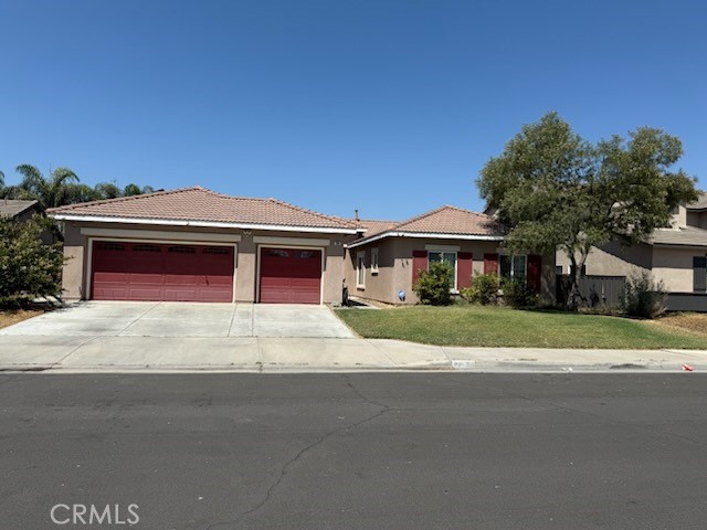 Located in a quiet neighborhood of San Jacinto, this single story home features 4 bedroom and 2- 1/2 bathrooms. The living room was converted to 5th bedroom. The kitchen has granite counter-tops, full size island and ceramic floor tiles. Add some TLC & customize your upgrades in this home. Less than 15 minutes from Soboba Casino and easy access to 10,60 and 215 freeways. Seller Motivated. Please do not disturb tenants. By appoitment only.