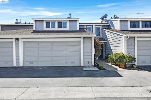 Photo of 752 Woodgate Ct, San Leandro, CA 94579 (MLS # 41127502)
