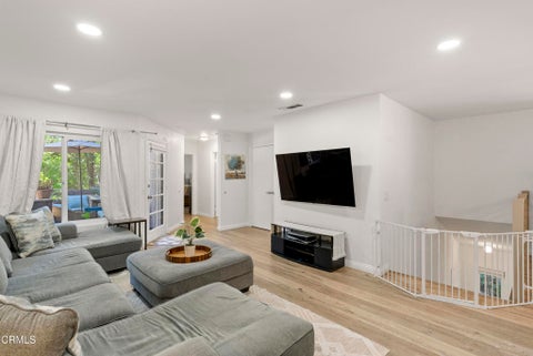 Photo of 99 Via Colinas, Westlake Village, CA 91362 (MLS # V1-39013)
