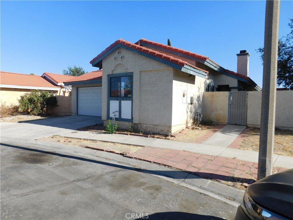 16245 Rodell