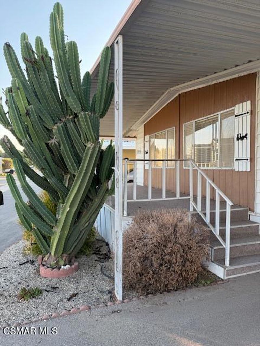 Beautiful Casa Del Norte mobile home park in Camarillo surrounded with acres of open fields, with just minutes right off the 101. This home has been maintained with earthquake bracing, aluminum roof.