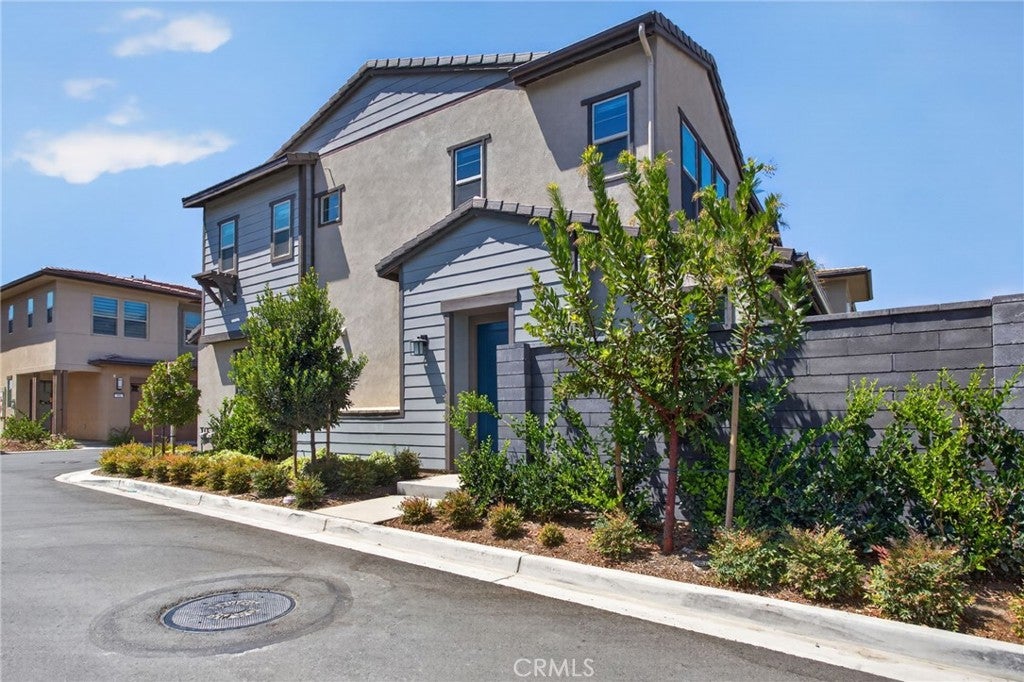 413 Moonflower, Rancho Mission Viejo CA 92694 - Photo 1