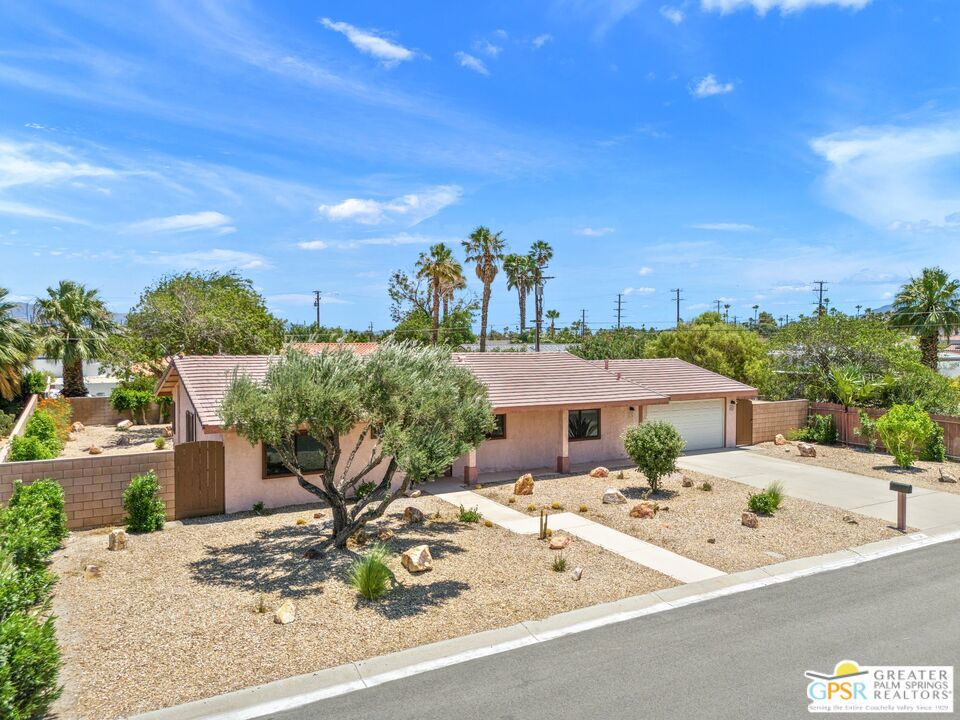 1820 N Los Alamos Road