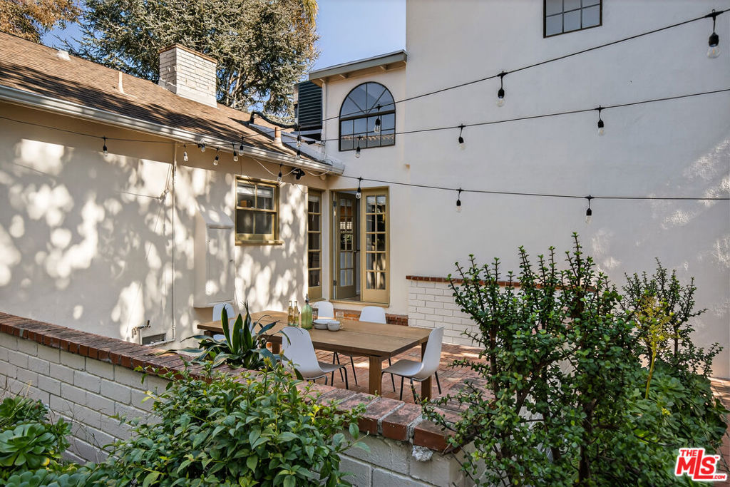 456 Lincoln Boulevard