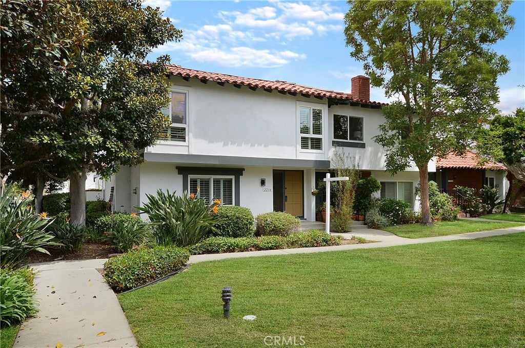2214 Vista Hogar