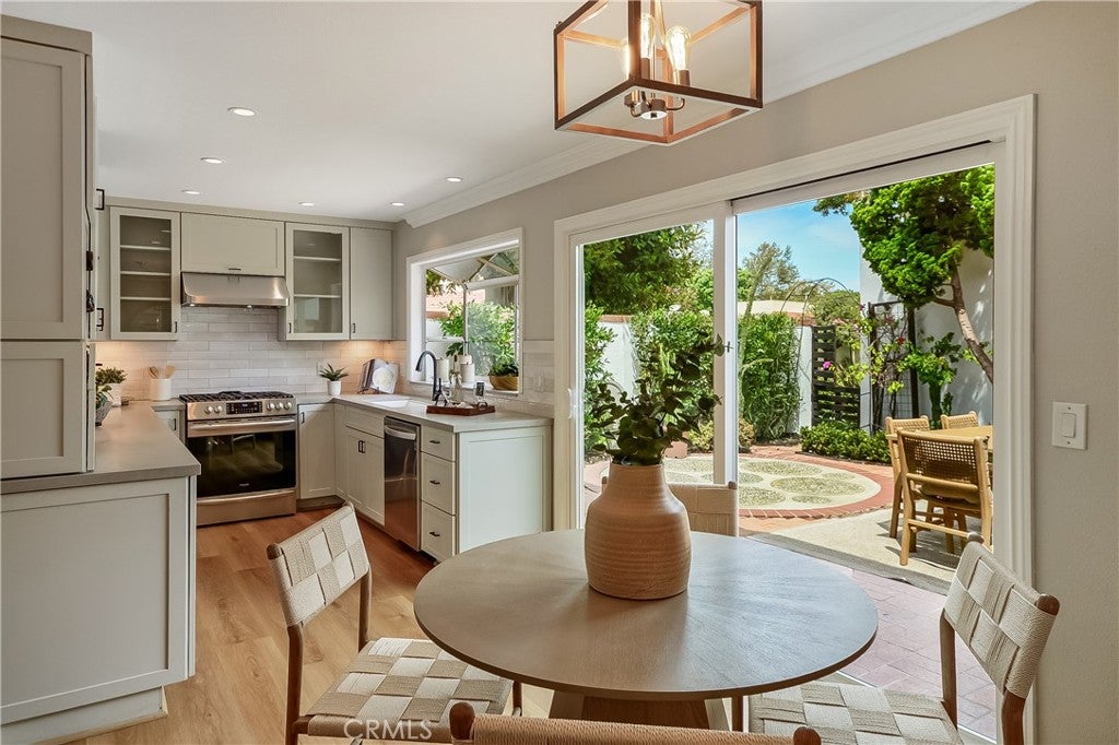2214 Vista Hogar, Newport Beach CA 92660 - Photo 15
