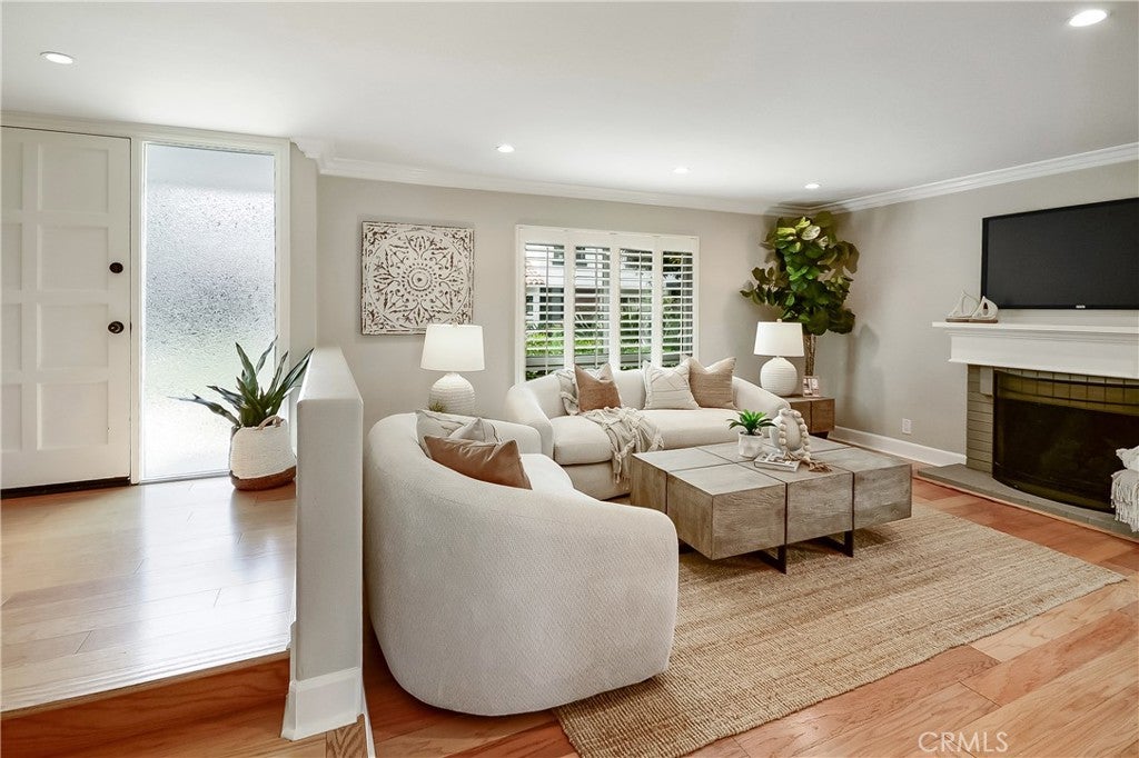 2214 Vista Hogar, Newport Beach CA 92660 - Photo 8