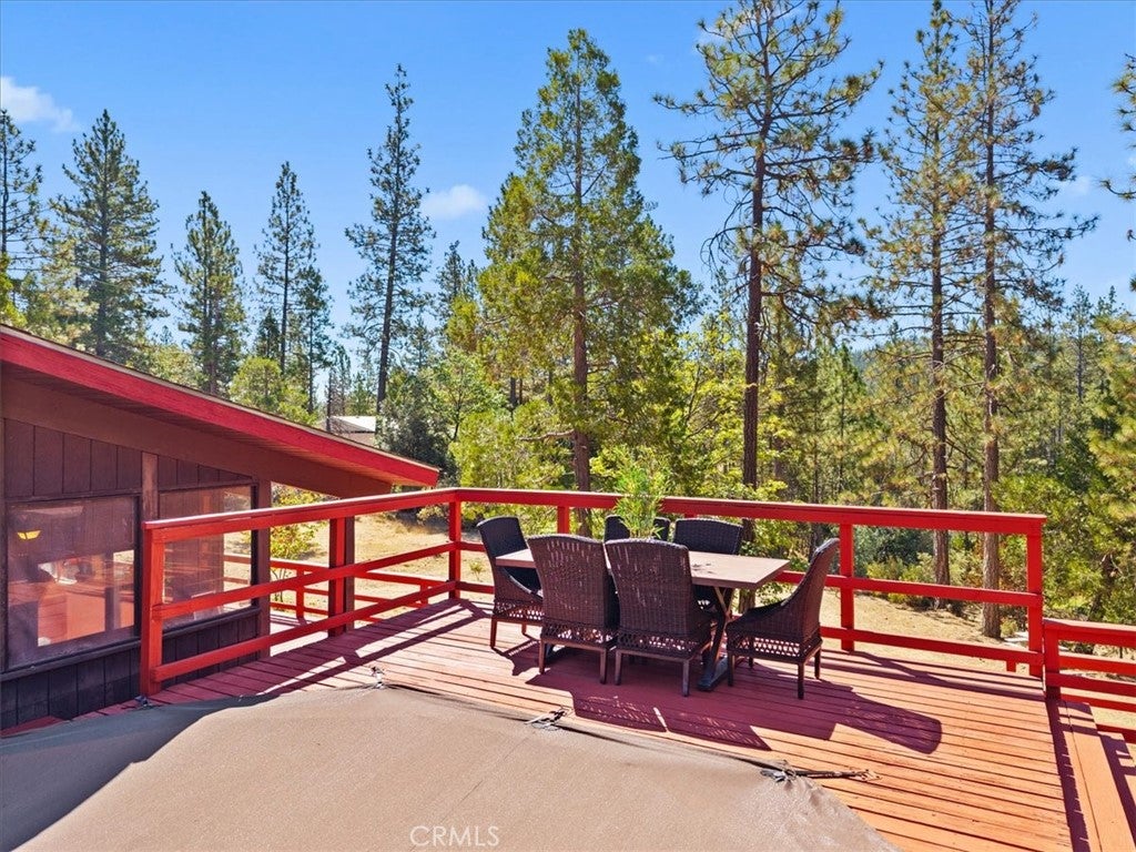 8438 Santos Dumont Way