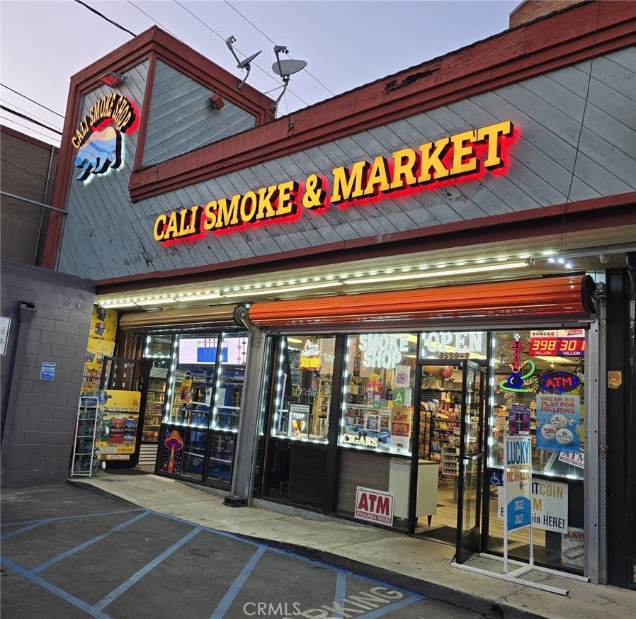 3559 1/2 W 3rd Street