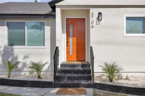 3706 Palo Verde Avenue Long Beach CA 90808