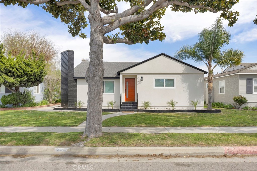 3706 Palo Verde Avenue
