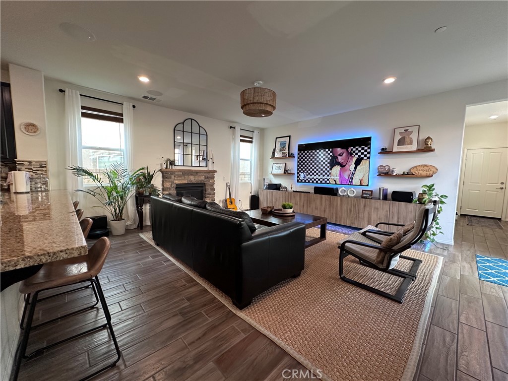 Toscana Series (West Creek Collection) (TSCNA) - Residential Lease