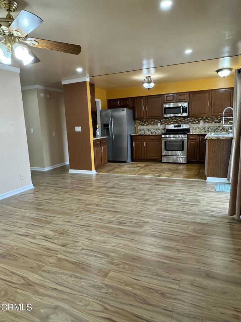 Woodside 2 - 202202 - Residential Lease
