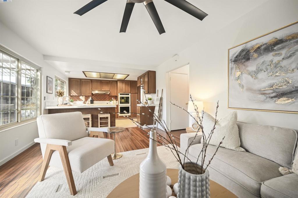 TOWN AND COUNTRY - Residential