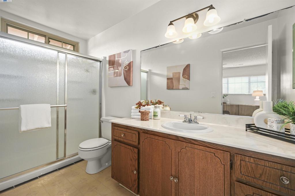 TOWN AND COUNTRY - Residential