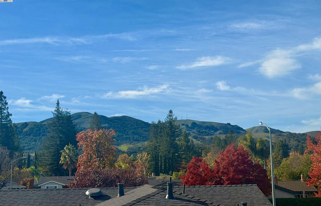 TOWN AND COUNTRY - Residential