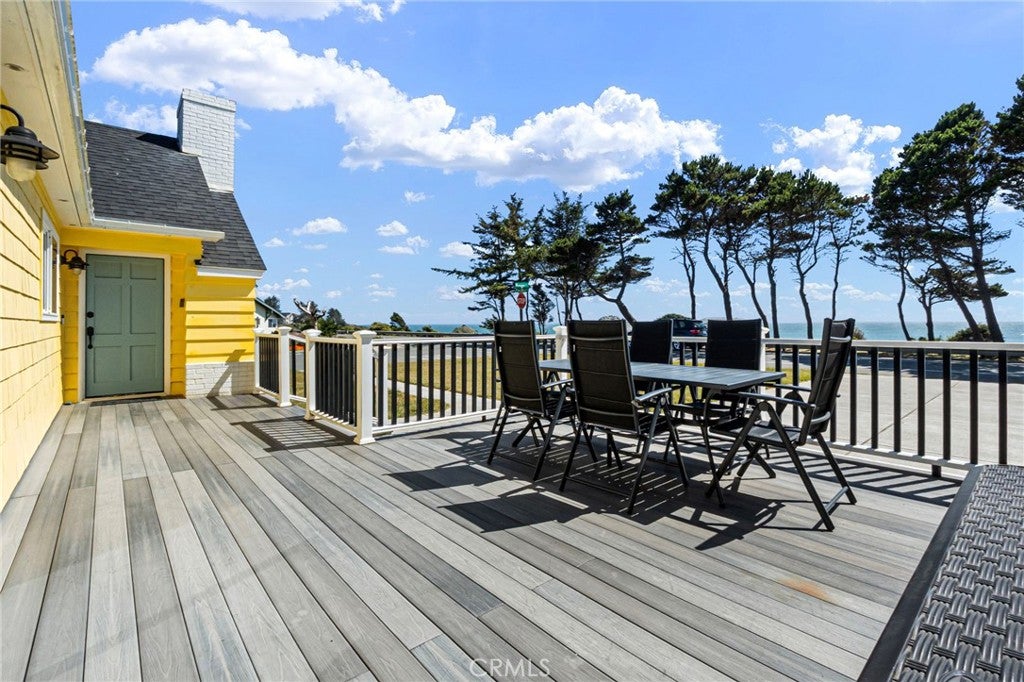 424 N Pebble Beach