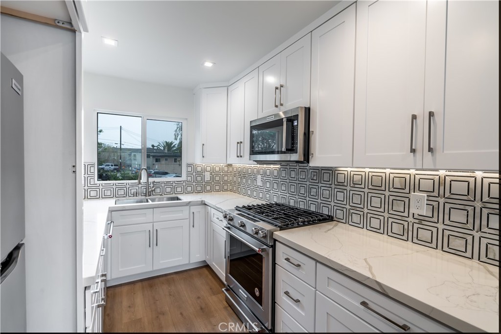 Properties 4 3362 Bellota Way
