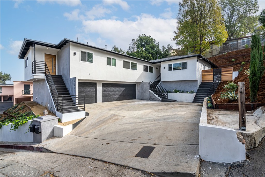 Properties 1 3362 Bellota Way
