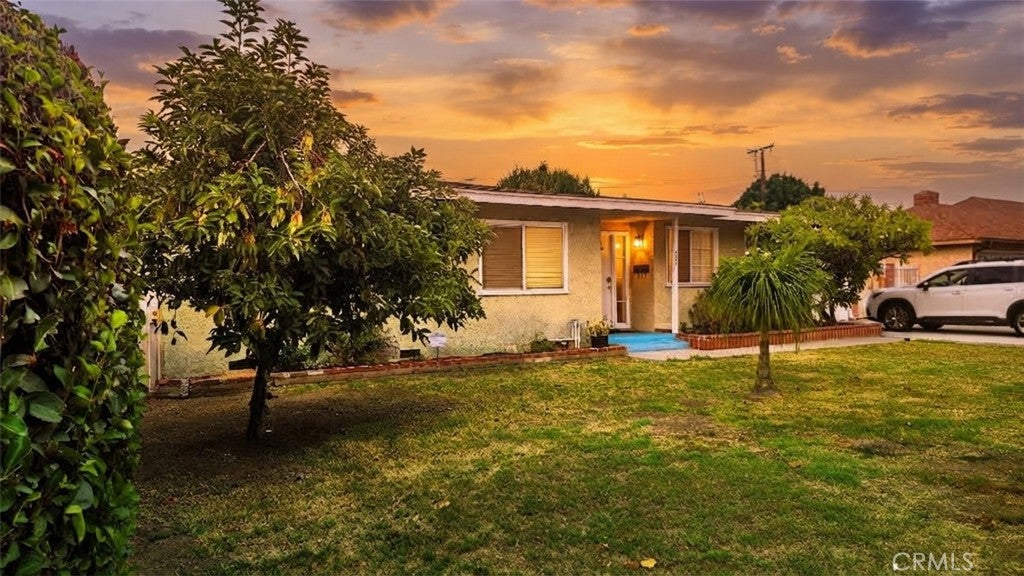 423 E Francisquito AVE