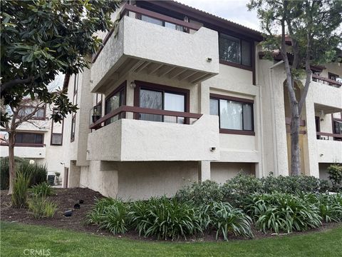 Photo of 27948 Tyler Lane #439, Canyon Country, CA 91387 (MLS # SR26031244)