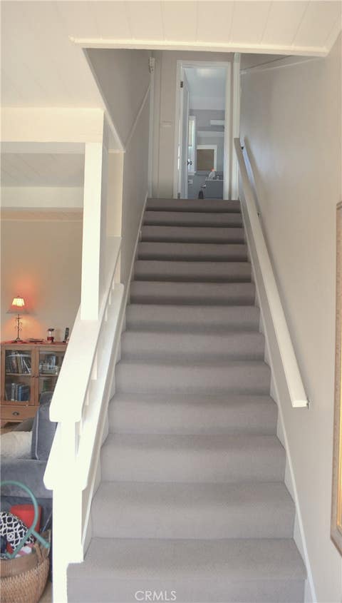 Tiny photo for 13827 Calvert Street, Valley Glen, CA 91401 (MLS # SR26153440)