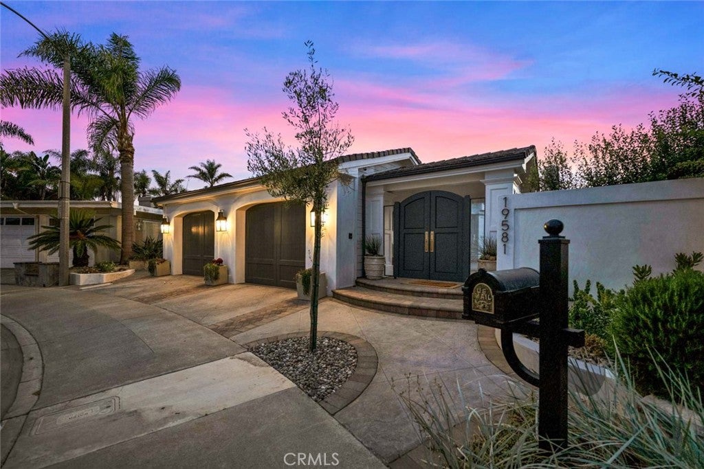 19581 Summer Breeze LN