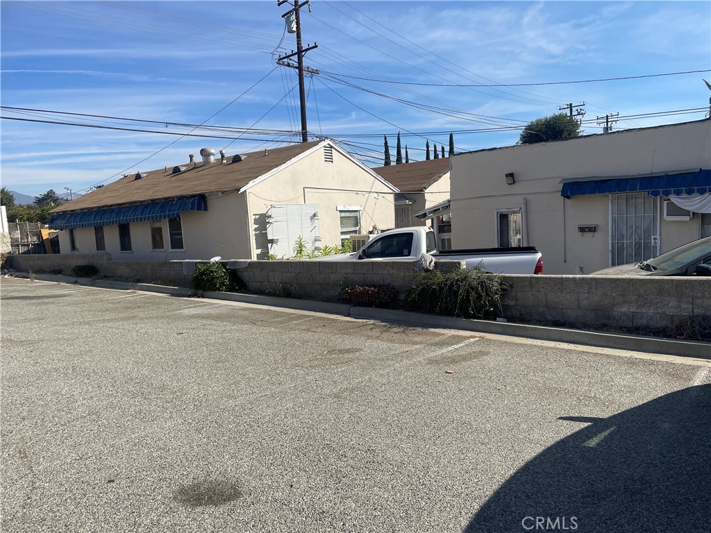 9041 Valley Boulevard