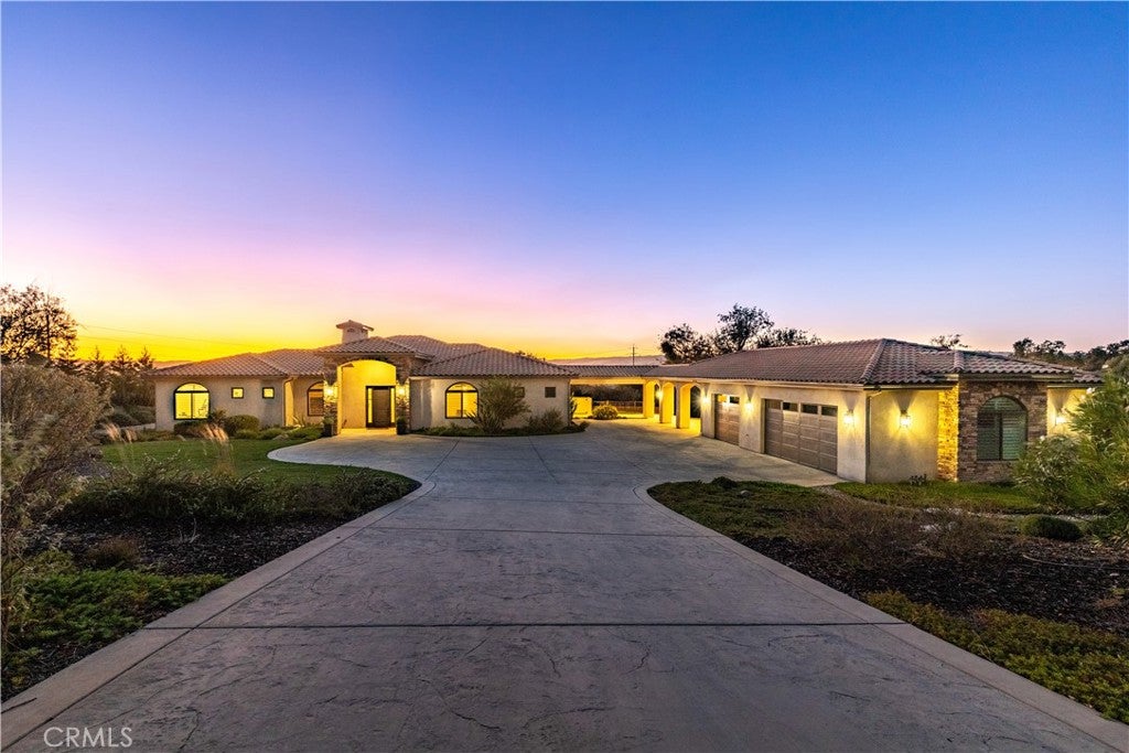 1110 Burnt Rock Way