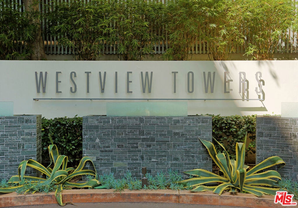 1155 N La Cienega Boulevard 1110