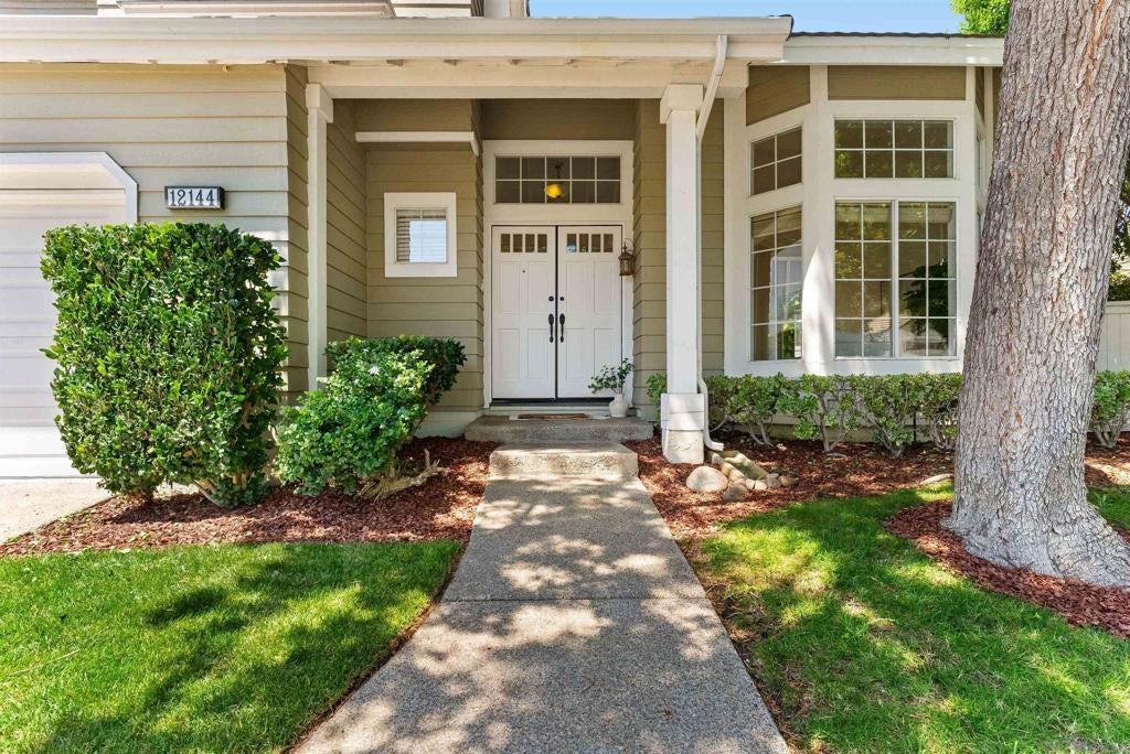 12144 Carrollton