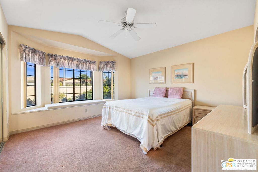 Palm Desert C.C. - Residential