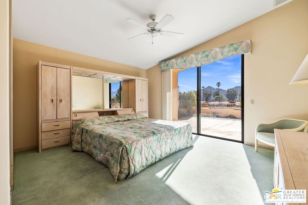 Palm Desert C.C. - Residential