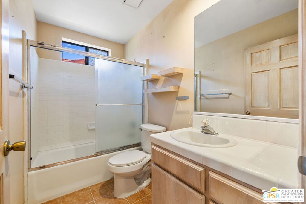 Palm Desert C.C. - Residential